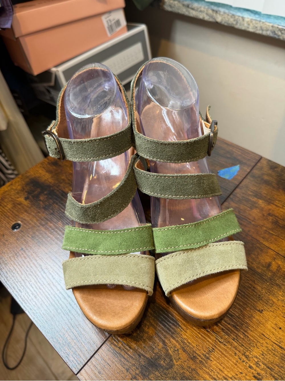 Eric Michael Jamie Suede Olive Strappy Wooden Platform Block Heel SZ 40/US9